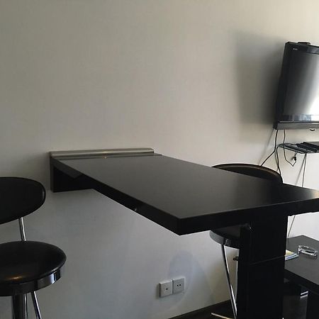 Black-White Rooms باتومي المظهر الخارجي الصورة