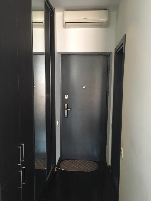 Black-White Rooms باتومي المظهر الخارجي الصورة